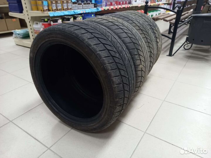 DoubleStar DH02 245/40 R18 93