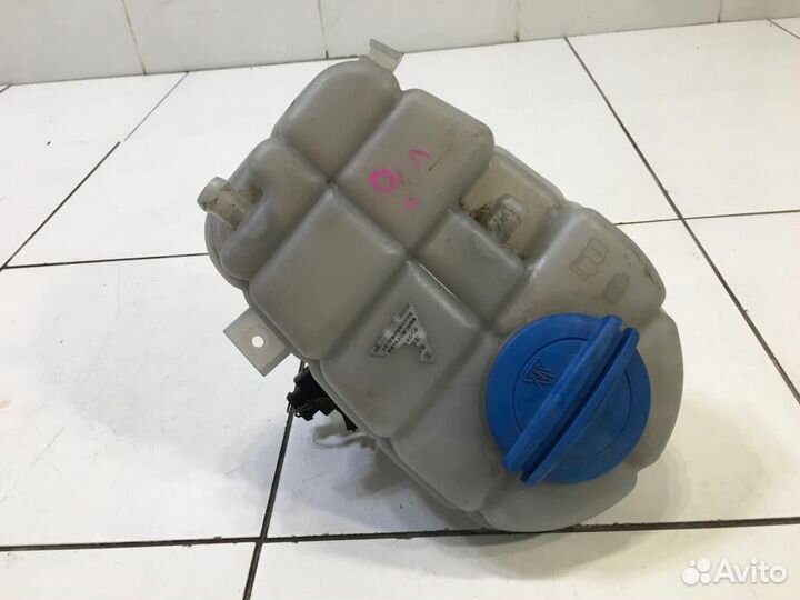 Бачок расширительный Audi A6 C7 4G5