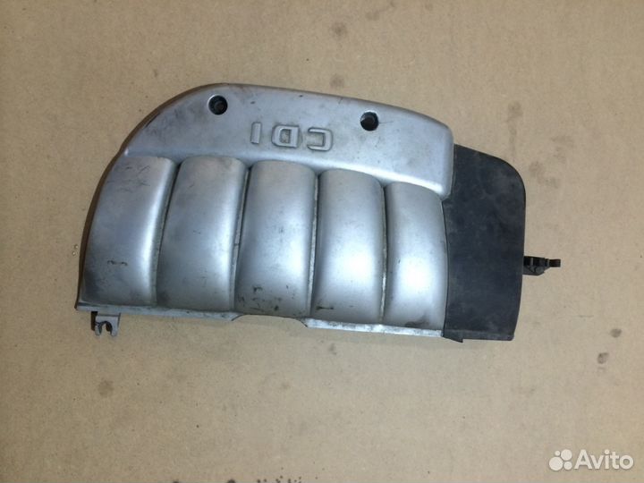 Крышка двигателя Mercedes ML W163 2.7 CDI