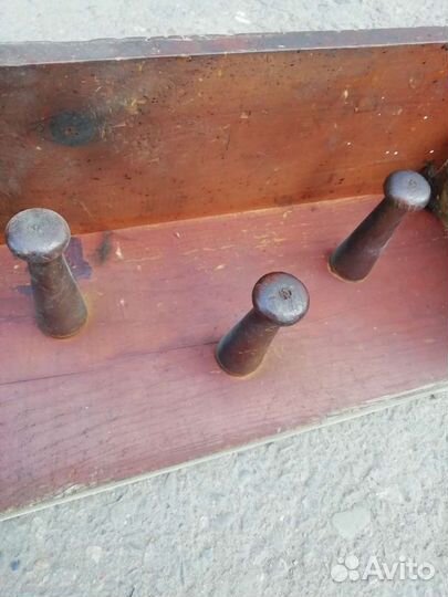 Вешалка настенная старинная