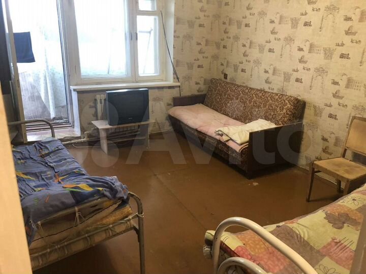 2-к. квартира, 54 м², 2/2 эт.