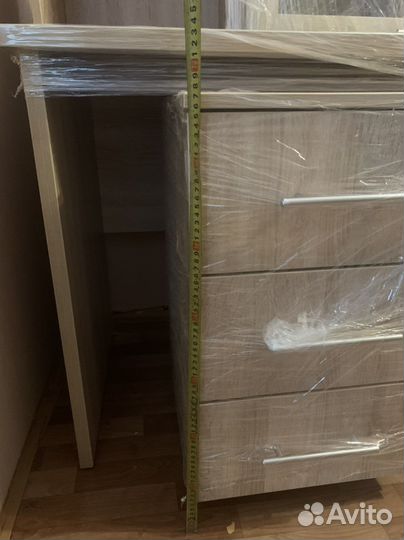 Стол письменный