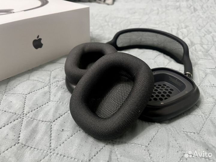 AirPods Max Space Gray