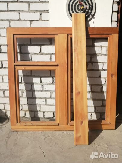 Деревянная оконная рама