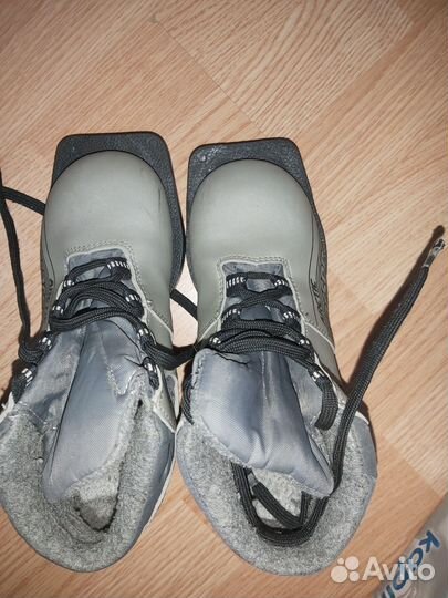 Лыжные ботинки