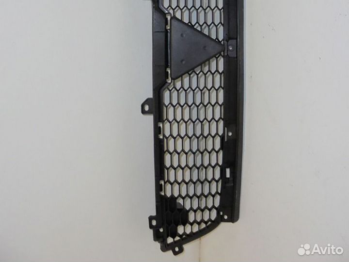 Решетка радиатора Митсубиси Аутлендер 2 хл XL 2010