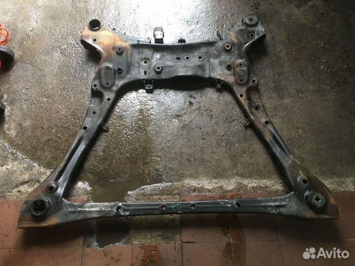 Подрамник Kia K5