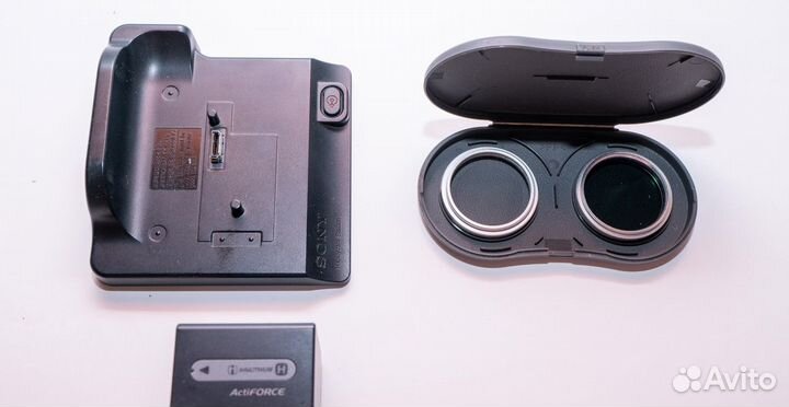 Видеокамера Sony HDR-SR12