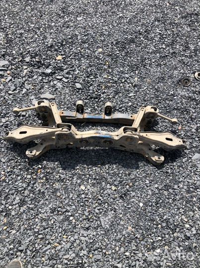 Подрамник задний Hyundai santa fe 3 dm