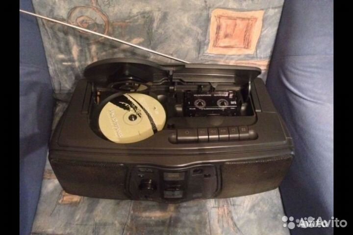 Магнитола(бумбокс) Philips AZ-8040