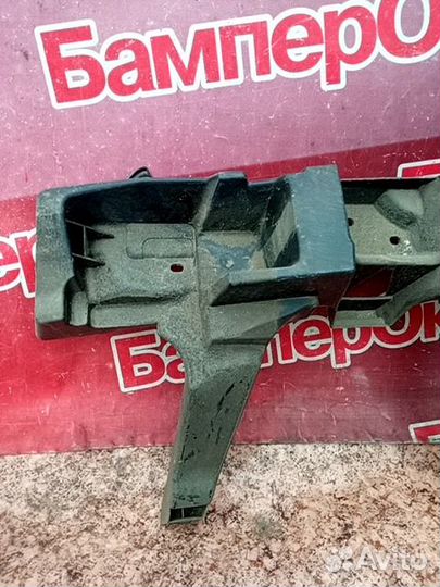 Абсорбер бампера Nissan
