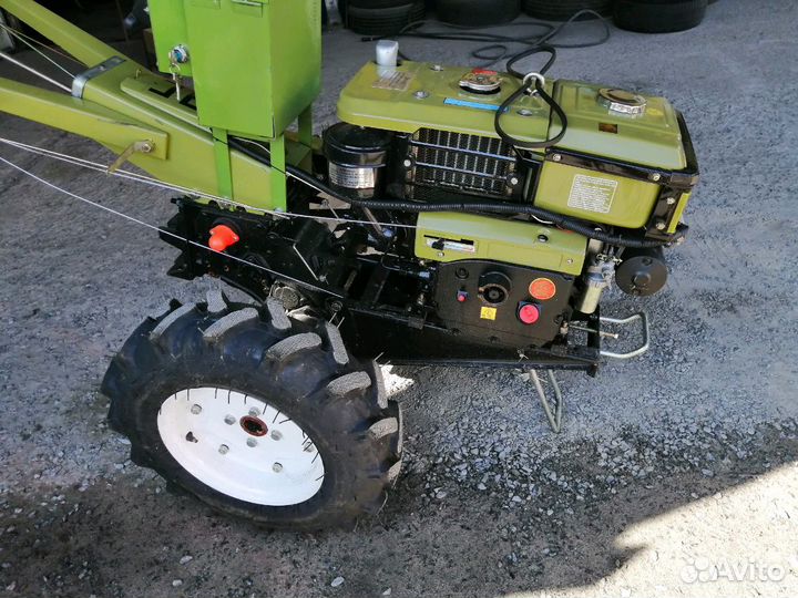 Дизельный мотоблок с водяным охлаждением. 15л.с