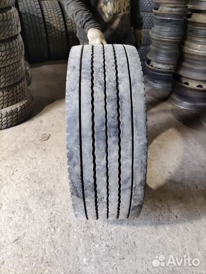 Грузовая шина бу 315 70 R22.5 Hankook