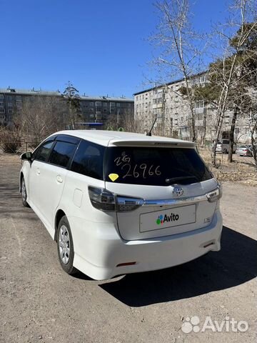 Toyota Wish 1.8 CVT, 2015, 55 800 км