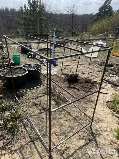 Опора для вьющихся растений