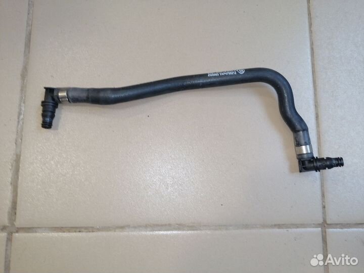 Патрубок охлаждения оригинал Мерседес Бенц W212