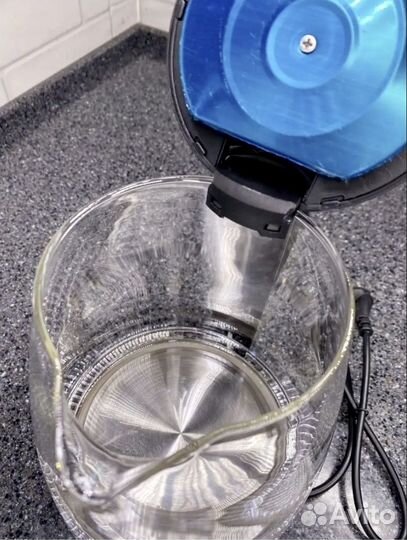 Чайник электрический Vitek VK-992