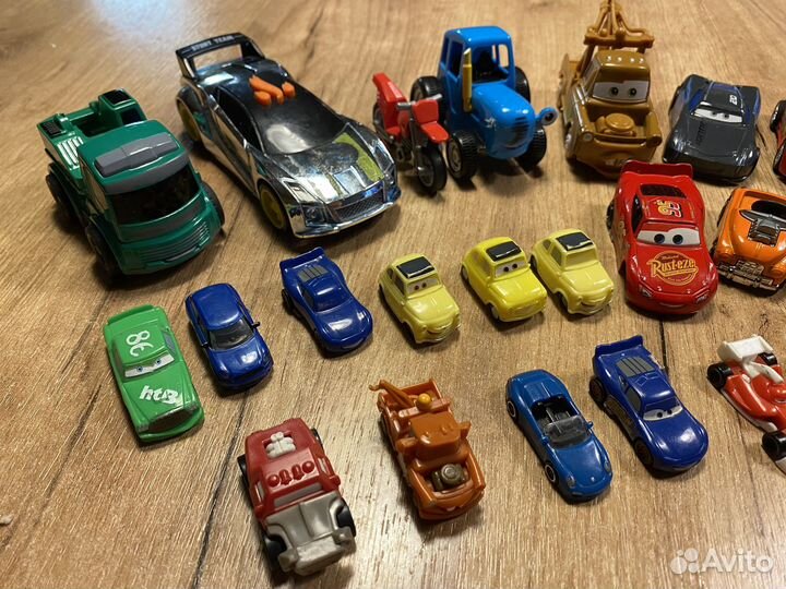 Машинки пакетом тачки и hot wheels