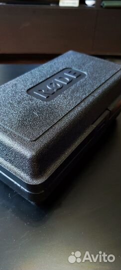 Студийный микрофон Rode NT1