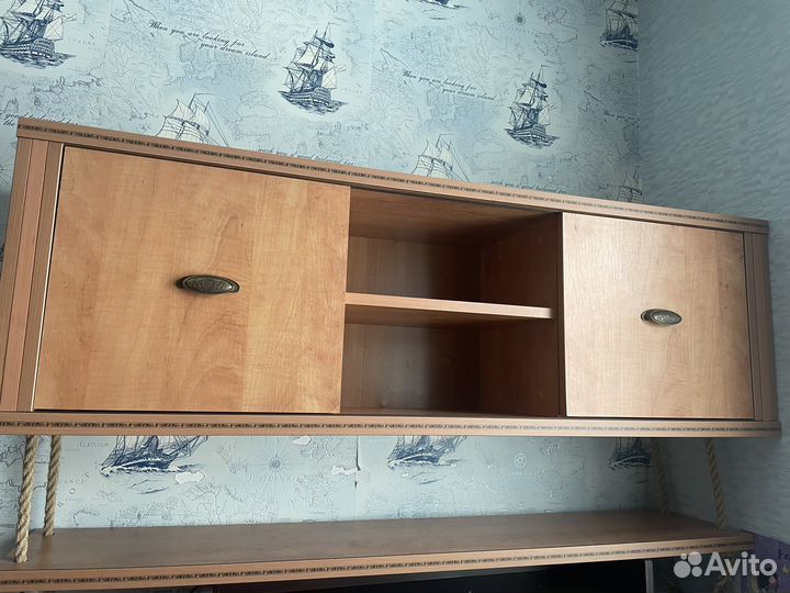 Полка настенная в морском стиле