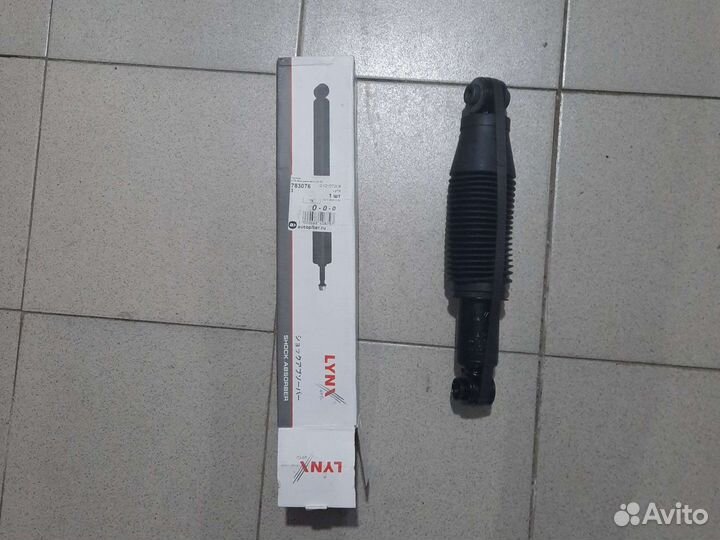 Задние амортизаторы на Solaris Hyundai KIA RIO