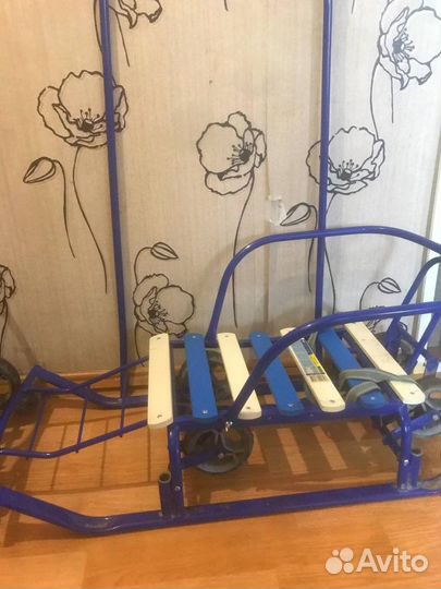 Санки с колесами