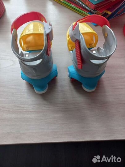 Роликовые коньки раздвижныена обувь