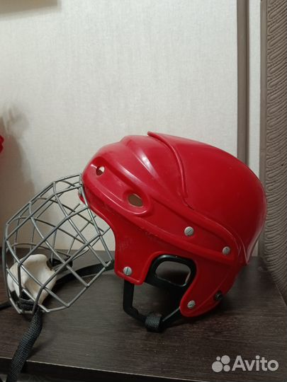 Шлем хоккейный