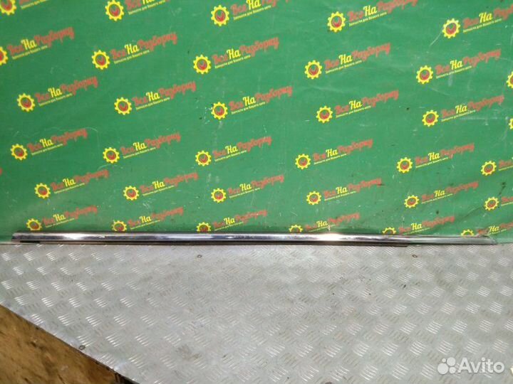 Бархотка стекла дверей правая Cadillac Cts 2 купе