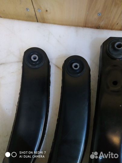 Комплект рычагов перед Jeep Grand Cherokee wj