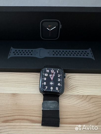 Apple watch se 44mm nike