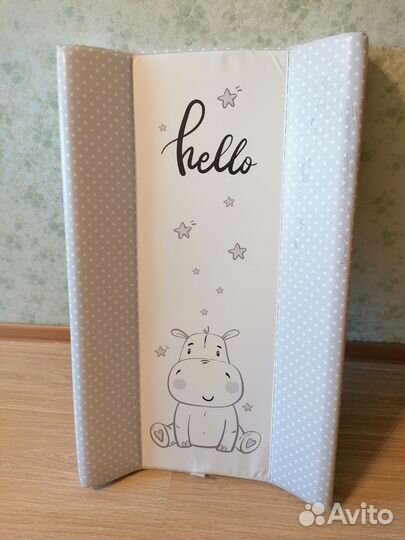 Пеленальная доска на кроватку