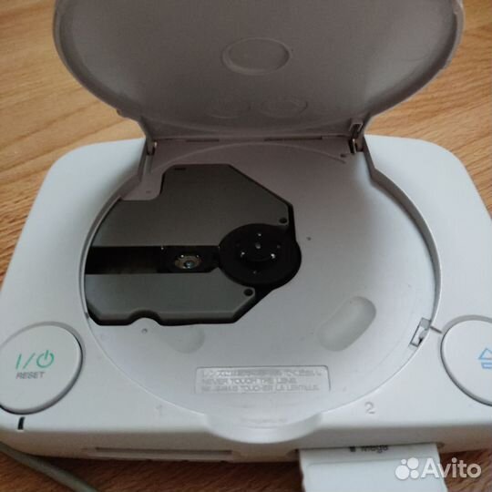 Sony playstation 1 (one) slim