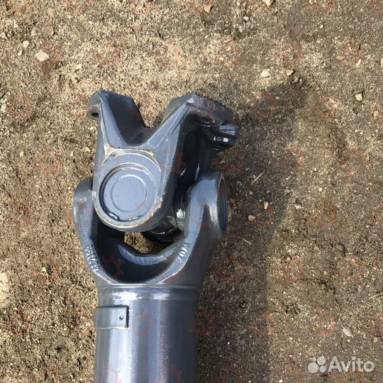 Карданный вал 684мм Volvo