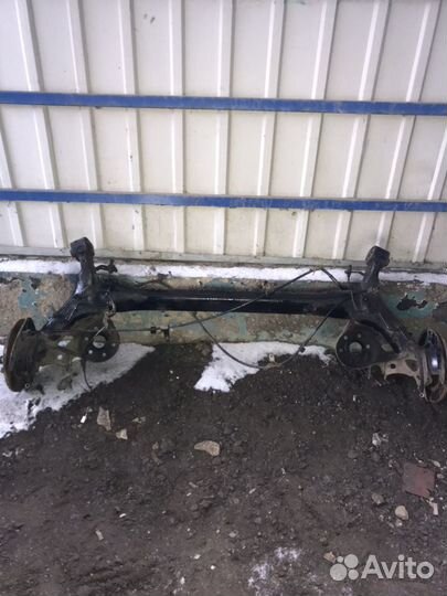 Задняя балка Тойота Аурис Toyota Auris E150 06-12г