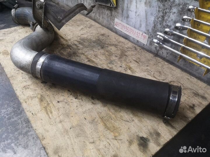 Патрубок интеркулера 2.2 дизель Opel Chevrolet