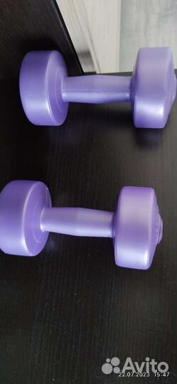 Гантели по 1,5 кг