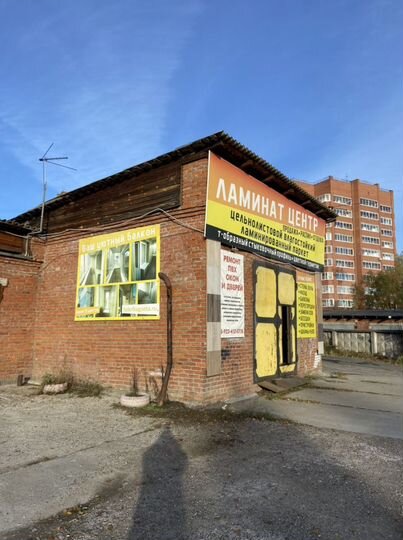 Гараж, > 30 м²