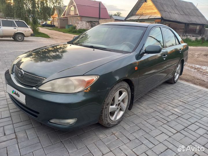 Toyota Camry 2.4 AT, 2002, 353 000 км