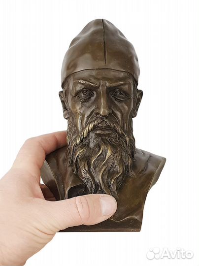 Бюст из бронзы Иван Грозный