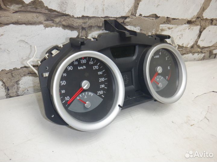 Панель приборов Renault Megane 2