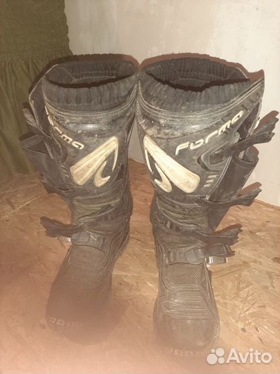 Продам мотоботы