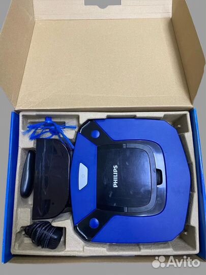 Робот- пылесос Philips
