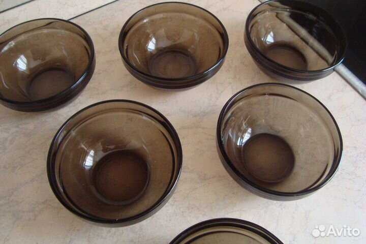 Вазочка салатник темное стекло