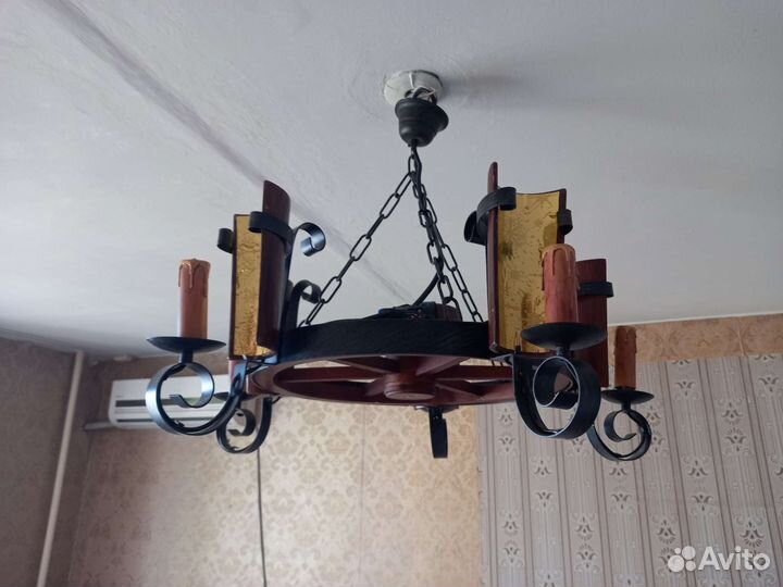 Люстра потолочная