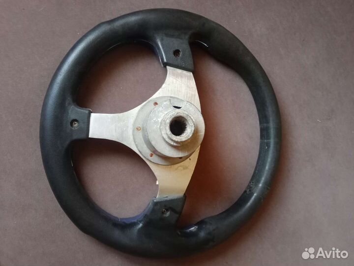 Спортивный руль