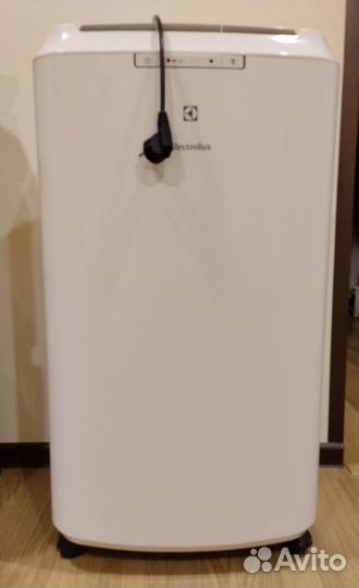 Напольный кондиционер electrolux