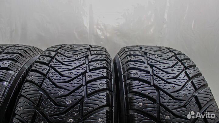 Yokohama Ice Guard IG65 215/60 R17 100T