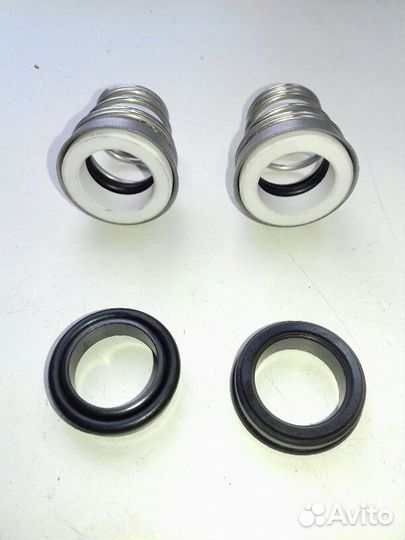 Сальник уплотнитель турбины дождевальной машины RM