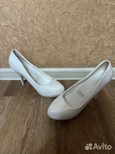 Туфли женские 39 размер